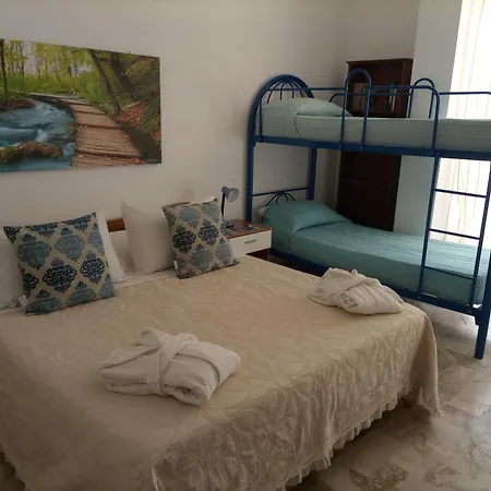 Apartament Da Angelo E Maria Caldura Cefalù
